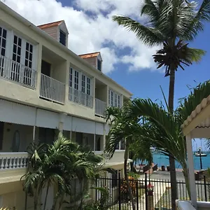 https://club-comanche-hotel.comcaribbean.com